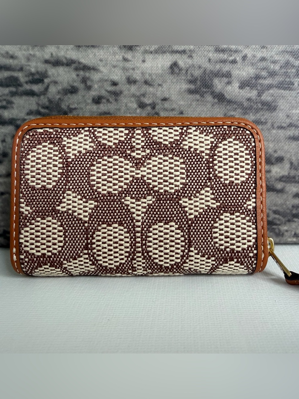 NWT Coach Essential Small Zip Around Card Case in Sig Jacquard Cocoa AMB CAH14